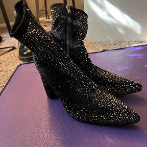 Brand new sparky heeled booties